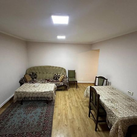 Appartement Ghazaryan à Erévan Extérieur photo